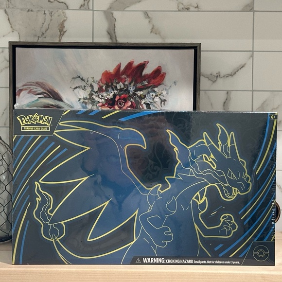 New! Pokémon TCG: Mega Charizard X ex Ultra-Premium Collection - Picture 10 of 10